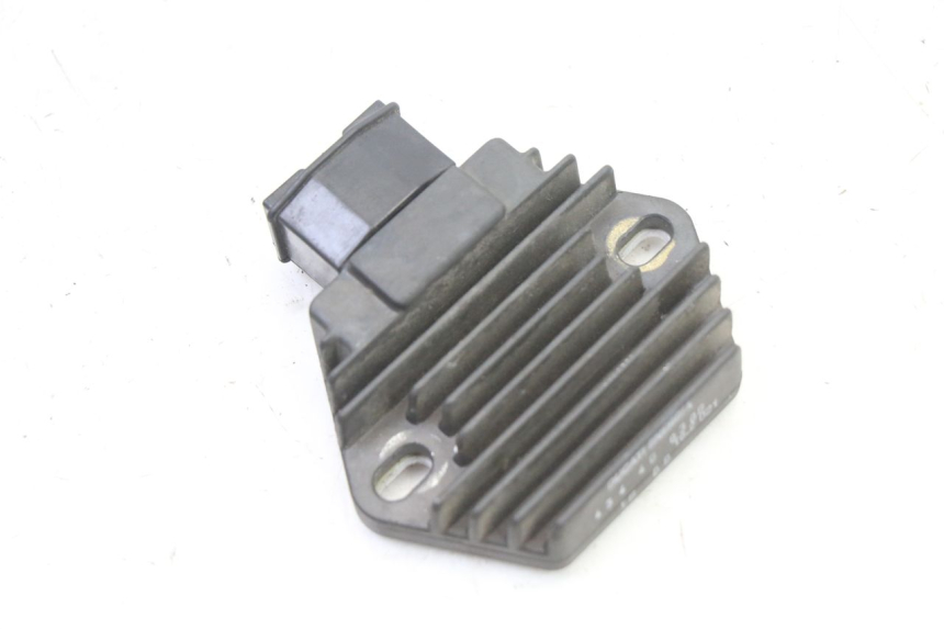 photo de REGULADOR DE CARGA HONDA XLV VARADERO 125 (2000 - 2006) - Detalhe da peça