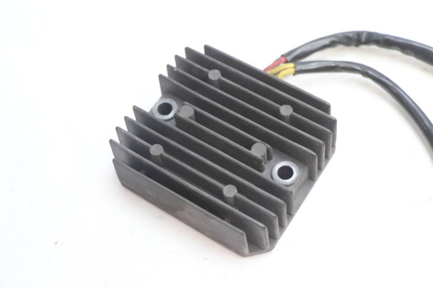 photo de REGULADOR DE CARGA HONDA XRV AFRICA TWIN 750 (1990 - 1992) - Detalhe da peça