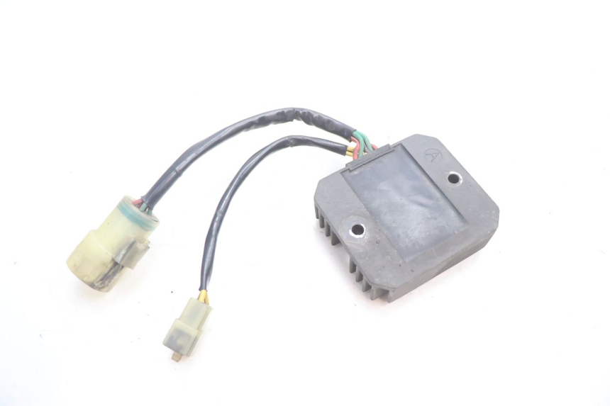 photo de REGULADOR DE CARGA HONDA XRV AFRICA TWIN 750 (1990 - 1992) - Outro ângulo de visão