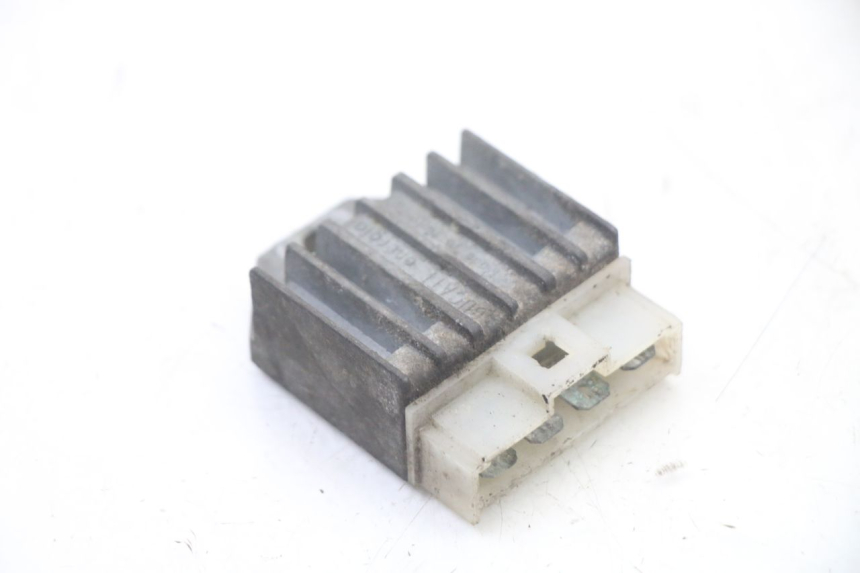 photo de REGULADOR DE CARGA YAMAHA AEROX 50 (1997 - 2006) - Detalhe da peça