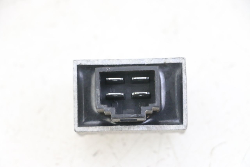 photo de REGULADOR DE CARGA YAMAHA NEO'S NEOS 2T EASY 50 (2013 - 2016) - Zoom do estado de desgaste