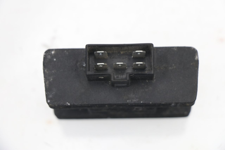 photo de REGULADOR DE CARGA YAMAHA YBR 125 (2004 - 2006) - Outro ângulo de visão