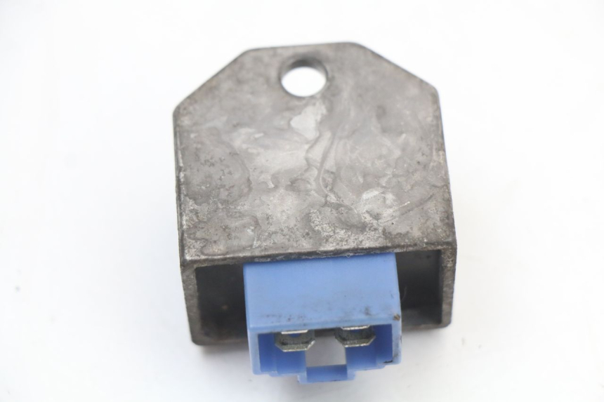 photo de REGULADOR DE CARGA YAMAHA YN NEO'S 50 (1997 - 2004) - Ampliação técnica