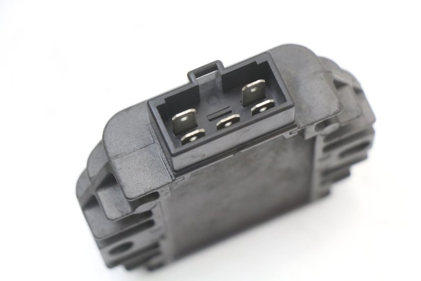 photo de REGULADOR DE CARGA YAMAHA YP MAJESTY 125 (2002 - 2006) - Detalhe da peça