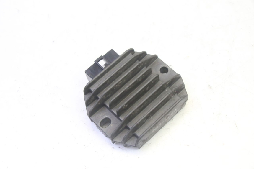 photo de REGULADOR DE CARGA YAMAHA YP MAJESTY 125 (2007 - 2010) - Detalhe da peça