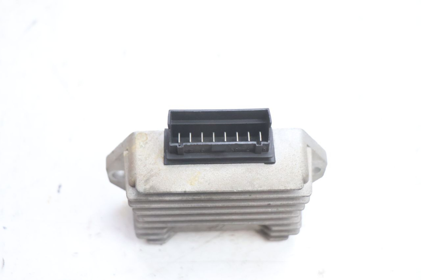 photo de REGULADOR DE CARGA PIAGGIO ZIP 2T 50 (2009 - 2019) - Outro ângulo de visão