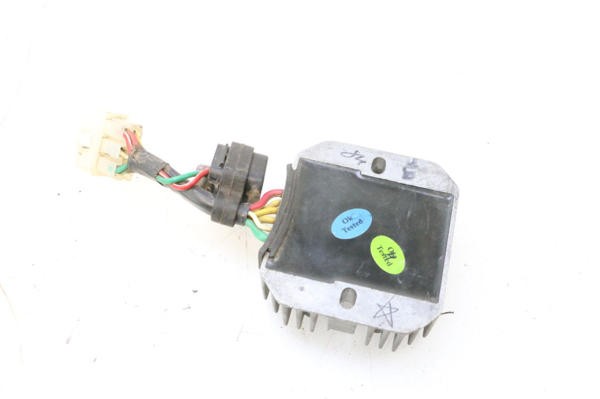 photo de REGULADOR DE CARGA PIAGGIO ZIP 4T 50 (2018 - 2020) - Zoom do estado de desgaste