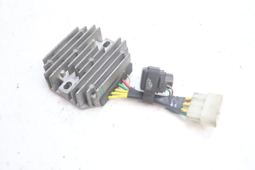 photo de REGULADOR DE CARGA PIAGGIO ZIP IGET 4T 50 (2021 - 2023) - Detalhe da peça