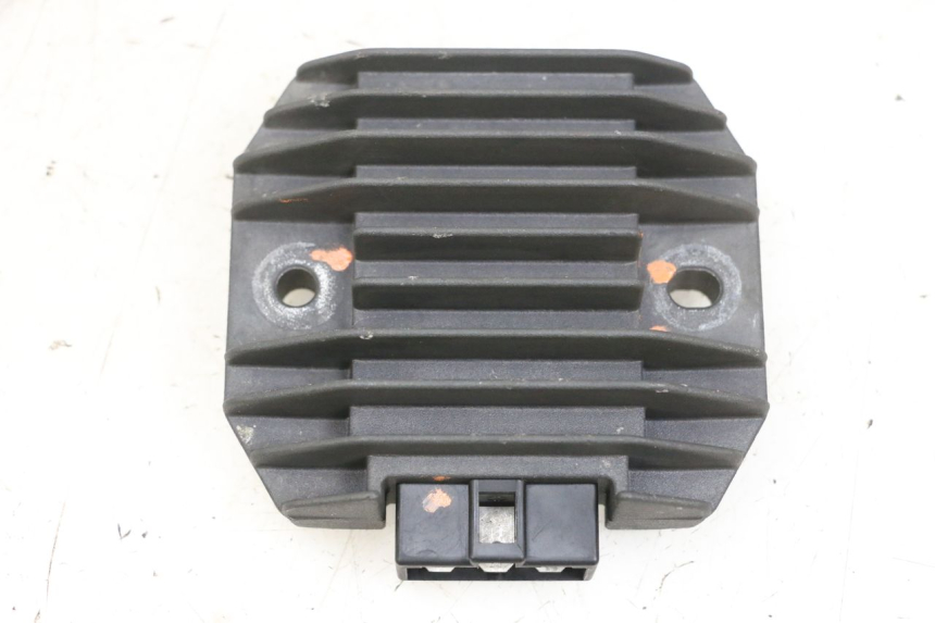 photo de REGULADOR DE CARGA KAWASAKI ZR 7 750 (1999 - 2004) - Vista principal
