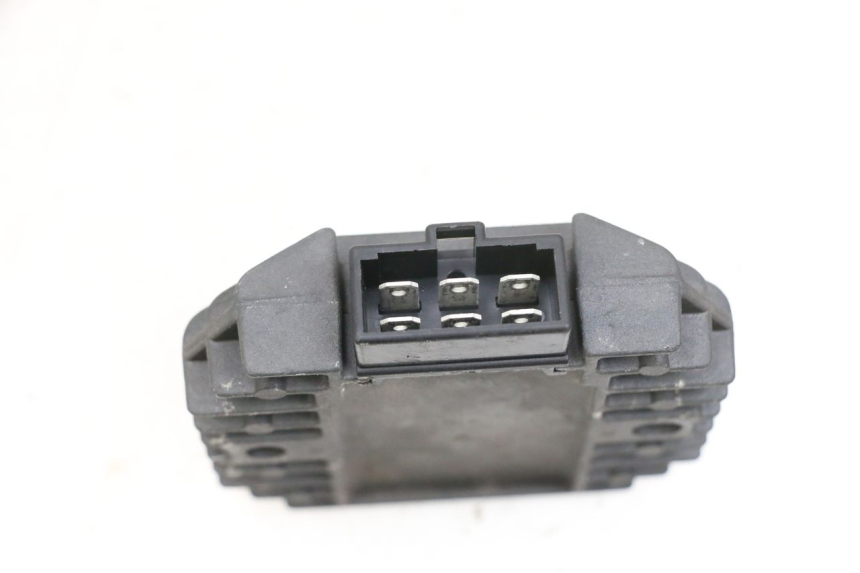 photo de REGULADOR DE CARGA KAWASAKI ZR 7 750 (1999 - 2004) - Detalhe da peça
