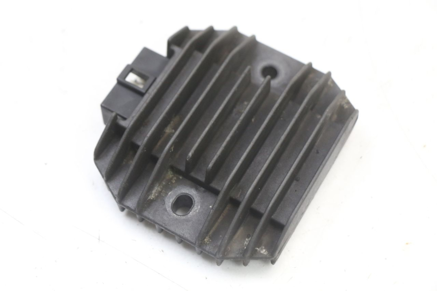 photo de REGULADOR DE CARGA KAWASAKI ZR7 ZR-7 S 750 (1999 - 2004) - Detalhe da peça