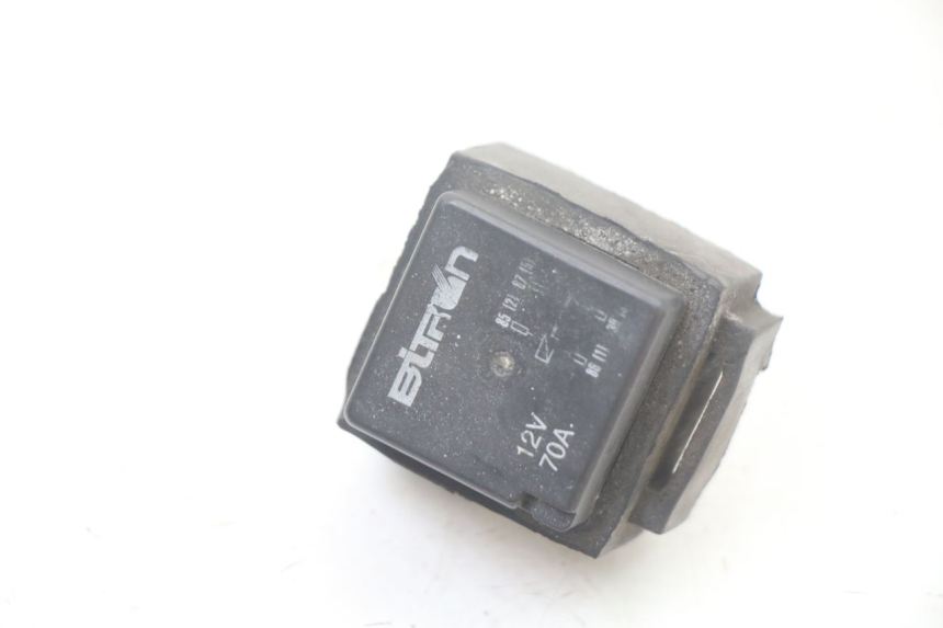 photo de RELÉ DE PARTIDA APRILIA RS 50 (1999 - 2005) - Detalhe da peça