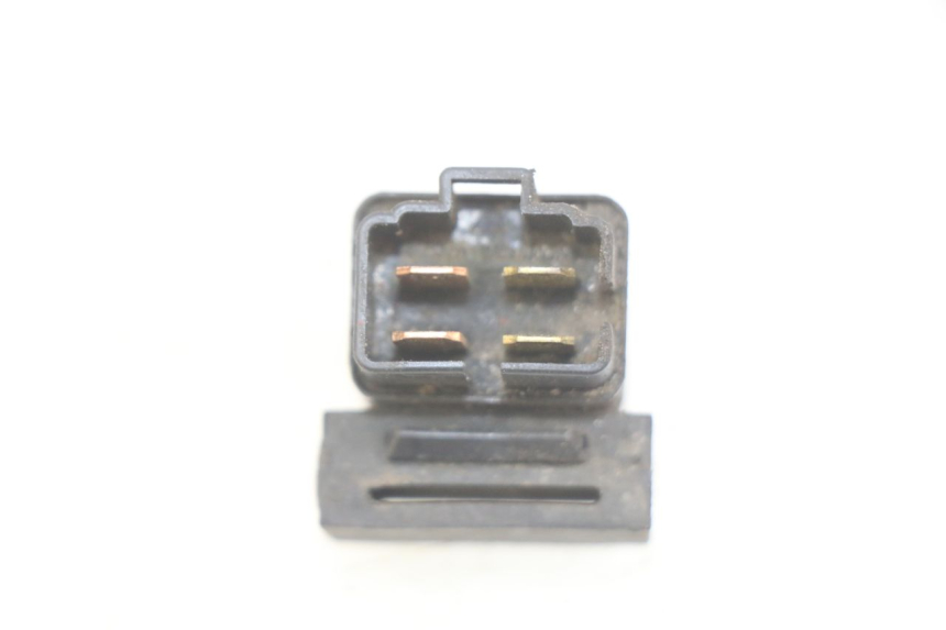 photo de RELÉ DE PARTIDA MBK BOOSTER SPIRIT 50 (1999 - 2003) - Outro ângulo de visão