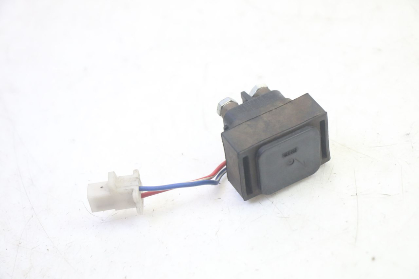 photo de RELÉ DE PARTIDA SUZUKI BURGMAN 125 (2007 - 2014) - Zoom do estado de desgaste