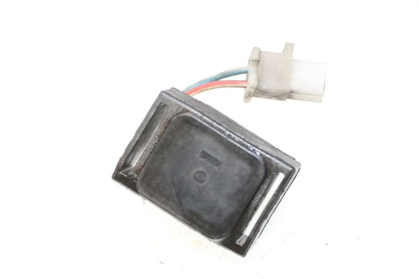 photo de RELÉ DE PARTIDA SUZUKI BURGMAN 125 (2007 - 2014) - Ampliação técnica