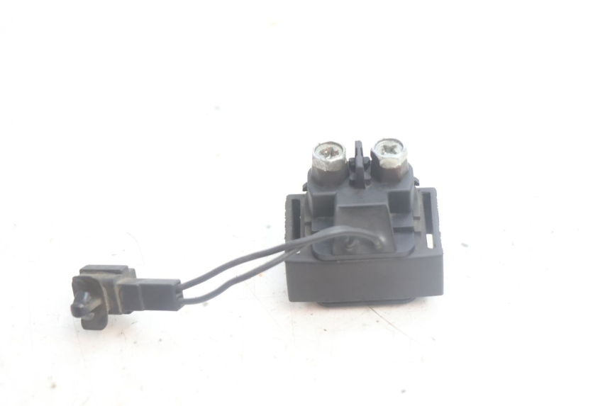 photo de RELÉ DE PARTIDA SUZUKI BURGMAN EXECUTIVE ABS 650 (2006 - 2012) - Zoom do estado de desgaste