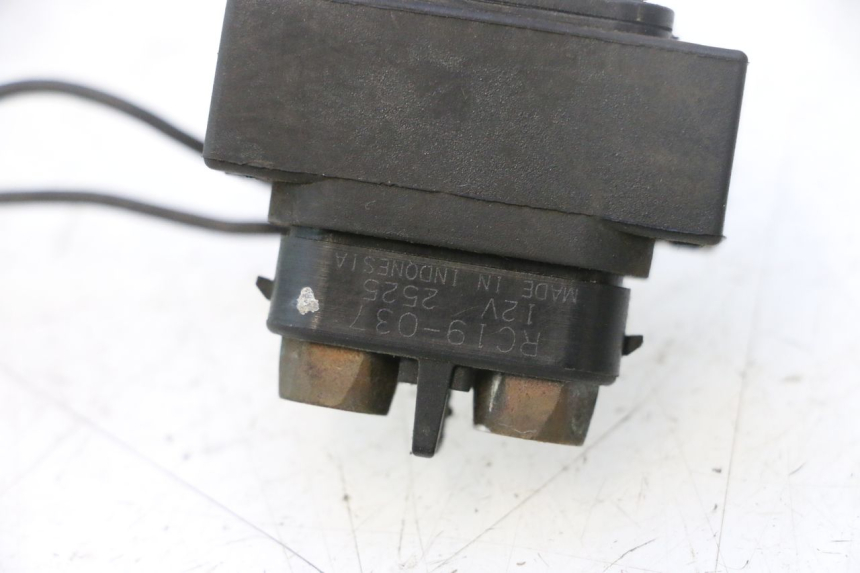 photo de RELÉ DE PARTIDA SUZUKI BURGMAN EXECUTIVE ABS 650 (2006 - 2012) - Ampliação técnica