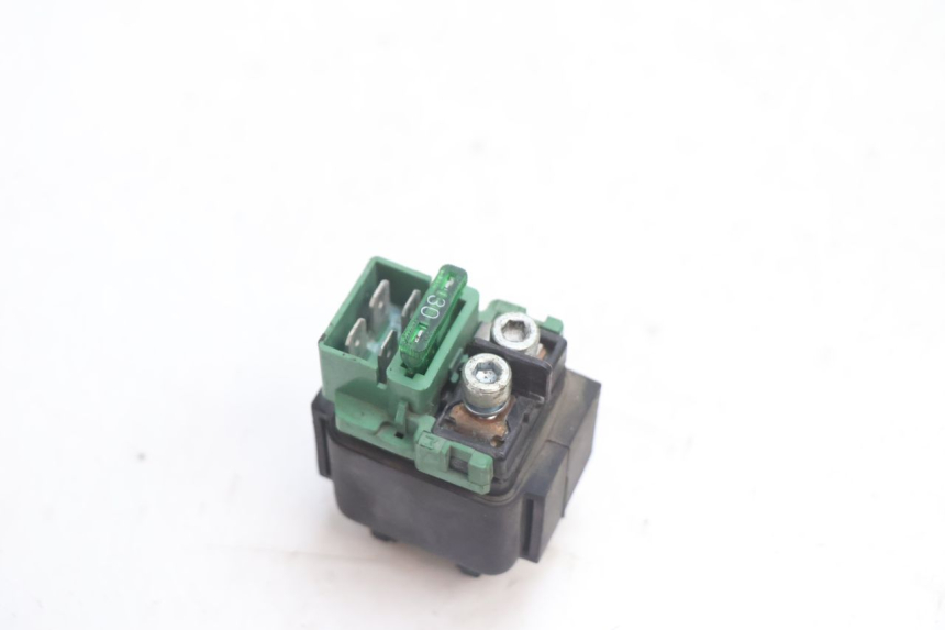 photo de RELÉ DE PARTIDA HONDA CB F HORNET 600 (2005 - 2006) - Detalhe da peça