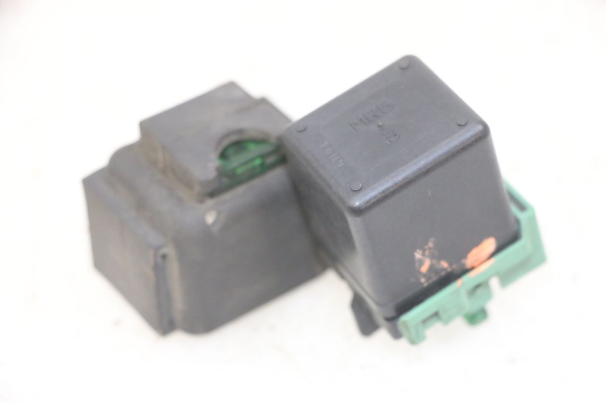 photo de RELÉ DE PARTIDA HONDA CBF 500 (2004 - 2007) - Detalhe da peça