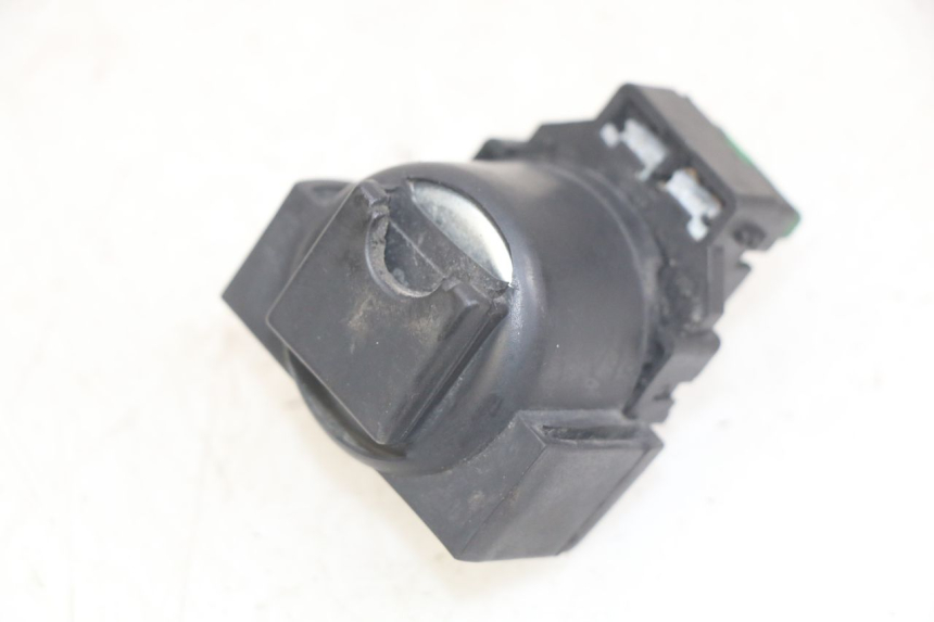 photo de RELÉ DE PARTIDA HONDA CBR F SC25 1000 (1989 - 1992) - Detalhe da peça