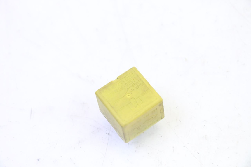 photo de RELÉ DE PARTIDA PEUGEOT CITYSTAR 50 (2013 - 2017) - Zoom do estado de desgaste