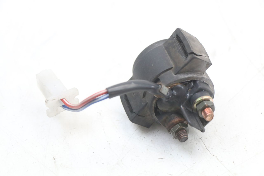 photo de RELÉ DE PARTIDA YAMAHA CYGNUS X 125 (2004 - 2007) - Zoom do estado de desgaste