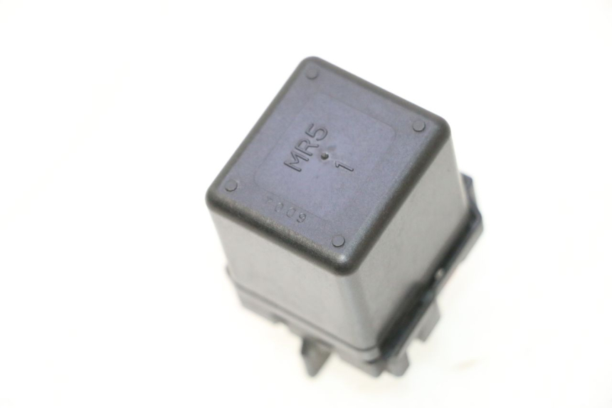 photo de RELÉ DE PARTIDA KAWASAKI ER-6 ER6 N 650 (2005 - 2009) - Zoom do estado de desgaste