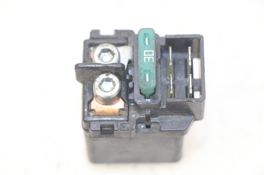 photo de RELÉ DE PARTIDA HONDA FES PANTHEON 125 (2003 - 2007) - Detalhe da peça