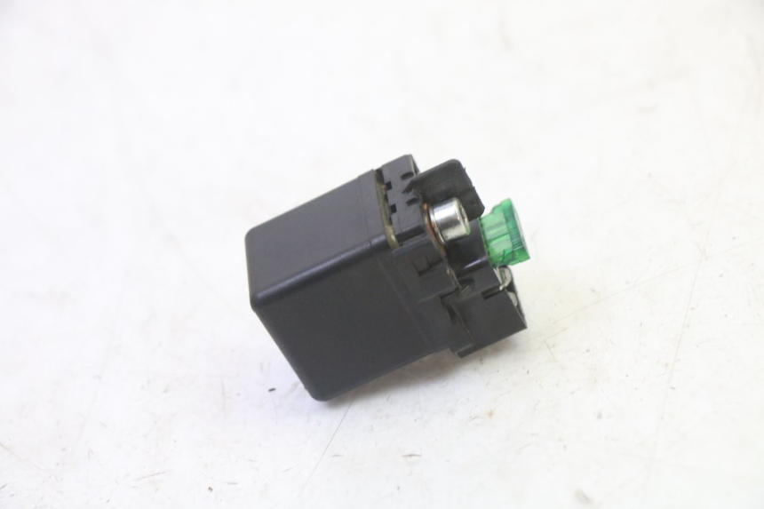 photo de RELÉ DE PARTIDA HONDA FES S-WING SWING ABS 125 (2007 - 2015) - Zoom do estado de desgaste