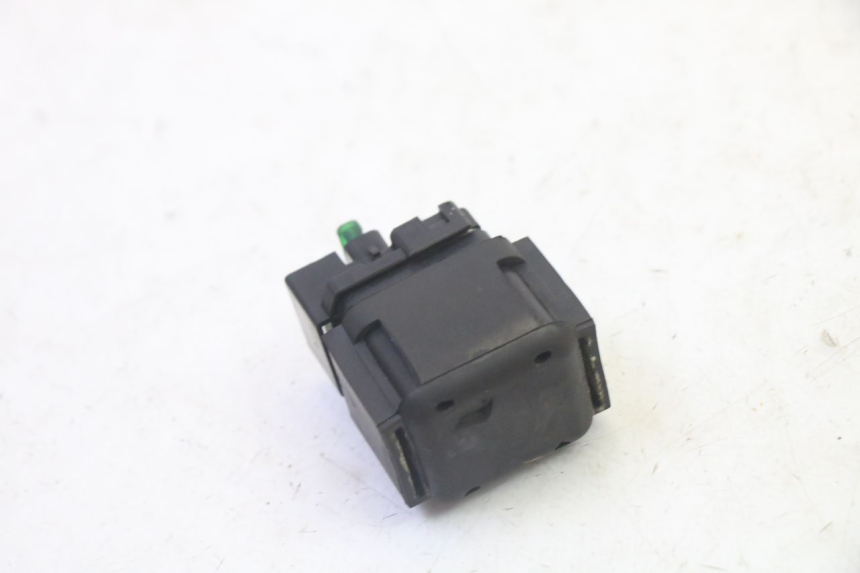 photo de RELÉ DE PARTIDA HONDA FES S-WING SWING ABS 125 (2007 - 2015) - Ampliação técnica