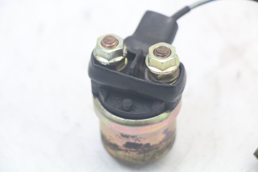 photo de RELÉ DE PARTIDA YAMAHA FJ 3CX 1200 (1986 - 1996) - Detalhe da peça