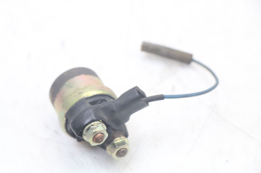 photo de RELÉ DE PARTIDA YAMAHA FJ 3CX 1200 (1986 - 1996) - Zoom do estado de desgaste