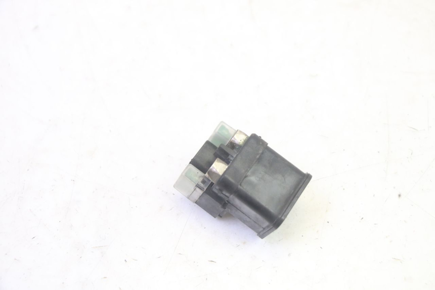 photo de RELÉ DE PARTIDA YAMAHA FJR ABS 1300 (2006 - 2012) - Detalhe da peça