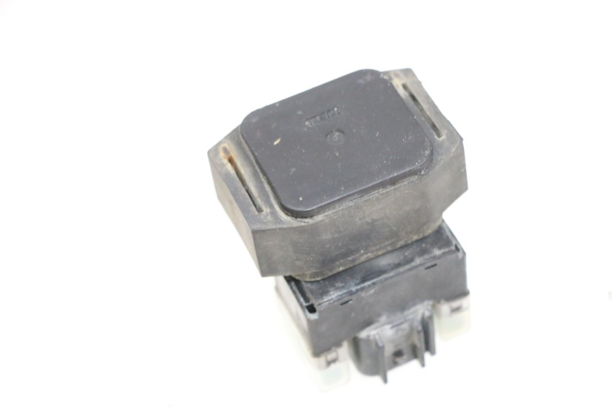 photo de RELÉ DE PARTIDA YAMAHA FJR ABS 1300 (2006 - 2012) - Zoom do estado de desgaste