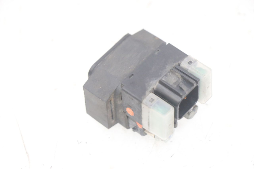 photo de RELÉ DE PARTIDA YAMAHA FJR ABS 1300 (2006 - 2012) - Detalhe da peça