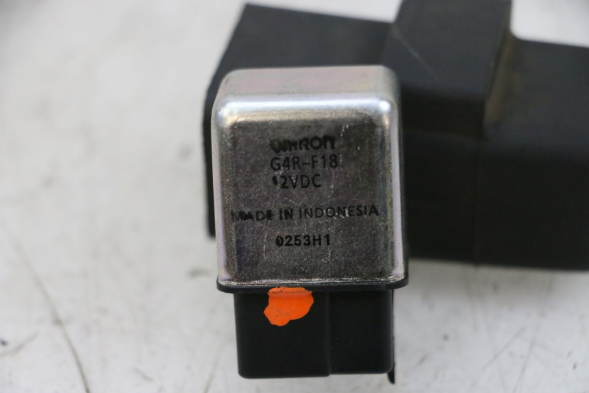 photo de RELÉ DE PARTIDA MBK FLIPPER 115 (2013 - 2017) - Zoom do estado de desgaste