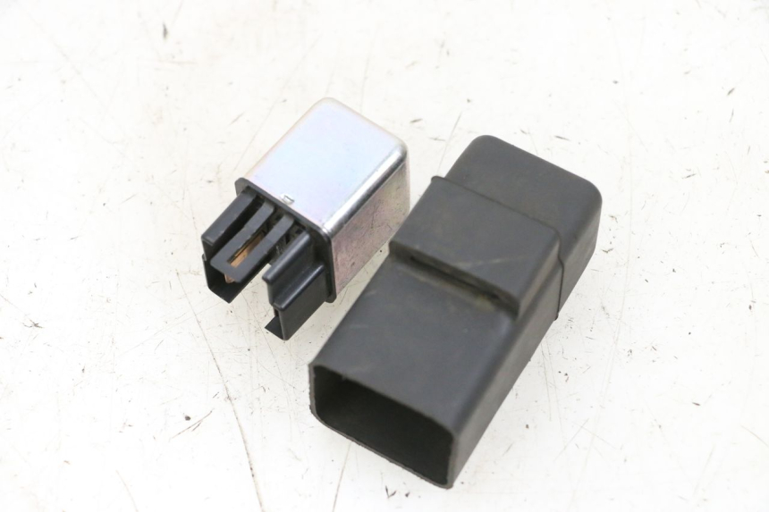 photo de RELÉ DE PARTIDA MBK FLIPPER 115 (2013 - 2017) - Outro ângulo de visão
