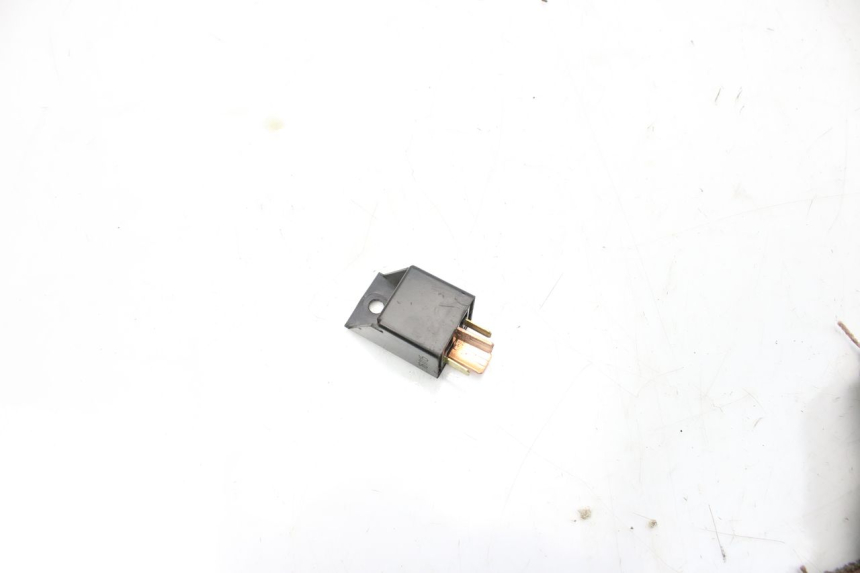 photo de RELÉ DE PARTIDA PIAGGIO FLY 2T 50 (2004 - 2017) - Vista principal