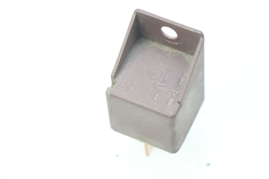 photo de RELÉ DE PARTIDA PIAGGIO FLY 100 (2006 - 2010) - Zoom do estado de desgaste