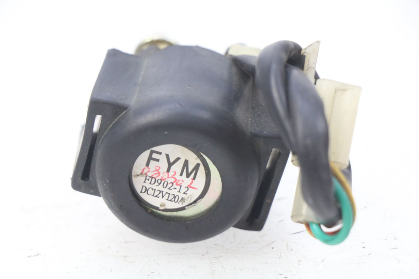 photo de RELÉ DE PARTIDA SACHS FY125T FY T 125 (2007 - 2011) - Zoom do estado de desgaste