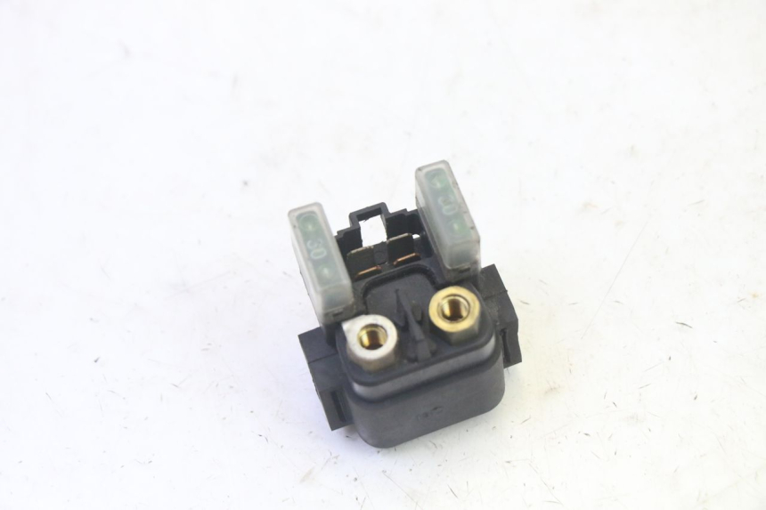 photo de RELÉ DE PARTIDA YAMAHA FZ6 N FAZER 600 (2004 - 2006) - Zoom do estado de desgaste