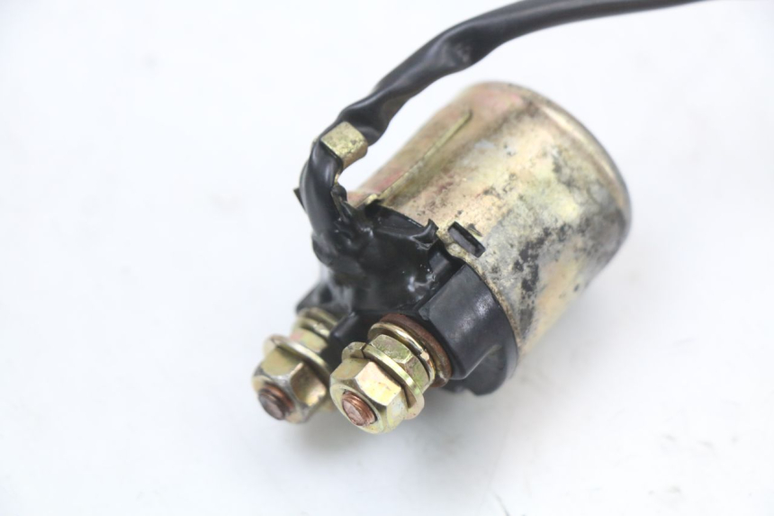 photo de RELÉ DE PARTIDA HYOSUNG GF 125 (2001 - 2005) - Zoom do estado de desgaste