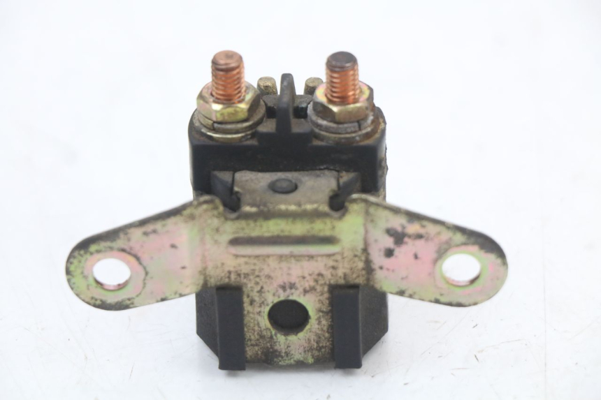 photo de RELÉ DE PARTIDA SUZUKI GN 125 (1997 - 2000) - Zoom do estado de desgaste