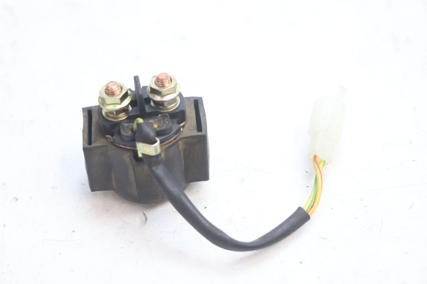 photo de RELÉ DE PARTIDA VASTRO GP 2T 50 (2013 - 2017) - Zoom do estado de desgaste