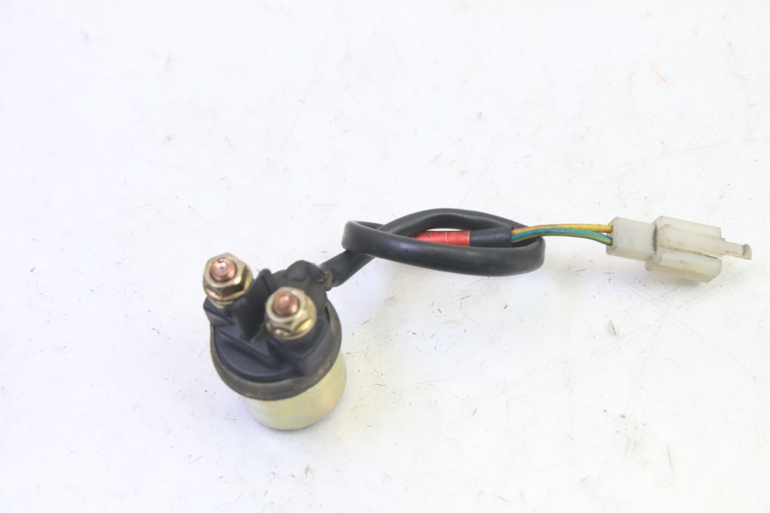 photo de RELÉ DE PARTIDA KYMCO GRAND DINK 125 (2008 - 2014) - Zoom do estado de desgaste
