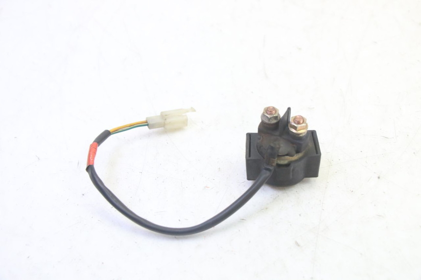 photo de RELÉ DE PARTIDA KYMCO GRAND DINK 125 (2002 - 2007) - Zoom do estado de desgaste