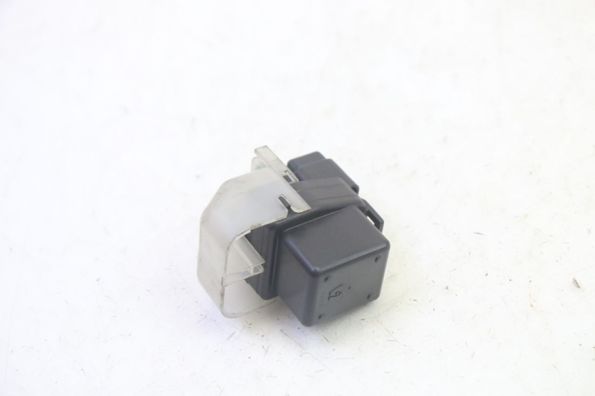 photo de RELÉ DE PARTIDA SUZUKI GSF N BANDIT 600 (1996 - 1999) - Ampliação técnica