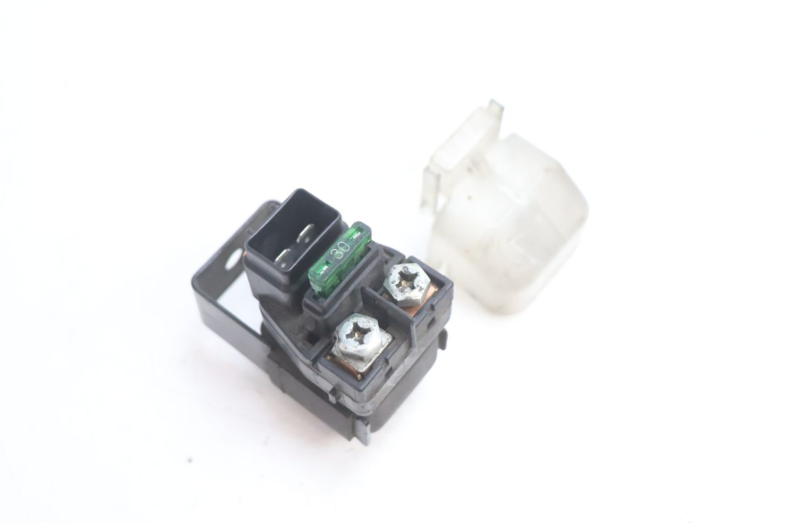 photo de RELÉ DE PARTIDA SUZUKI GSF N BANDIT 1200 (2001 - 2005) - Detalhe da peça
