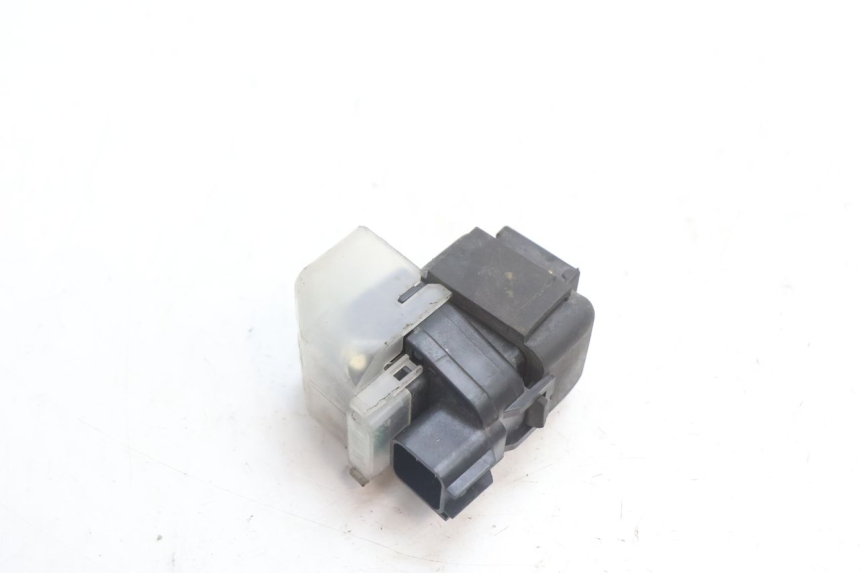 photo de RELÉ DE PARTIDA SUZUKI GSR 600 (2005 - 2012) - Vista geral