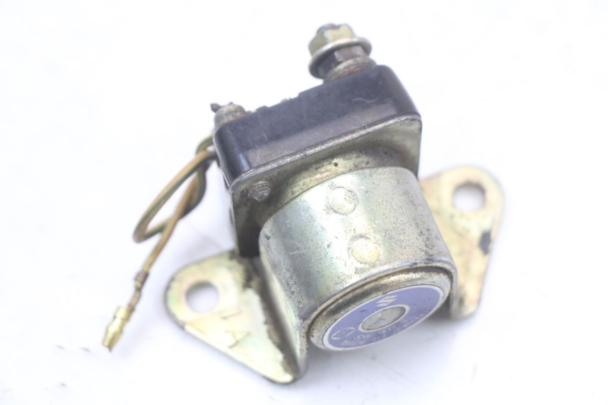 photo de RELÉ DE PARTIDA SUZUKI GSX E 250 (1982 - 1983) - Zoom do estado de desgaste
